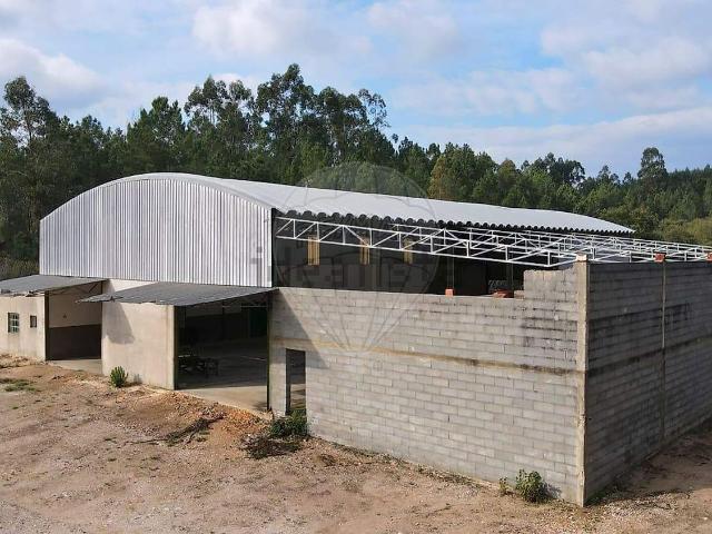 Armazém venda em Ourém, Santarém