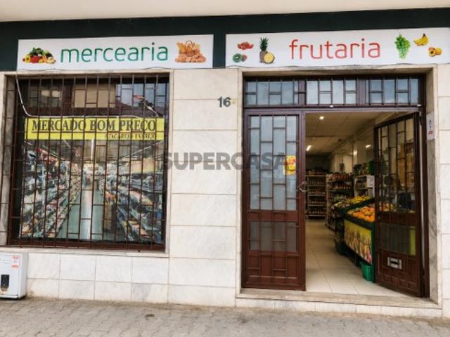 Armazém venda em Seixal, Setúbal