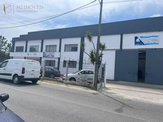 Armazém venda em Seixal, Setúbal