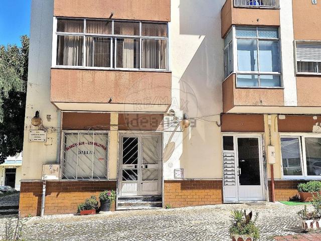 Loja venda em Seixal, Setúbal