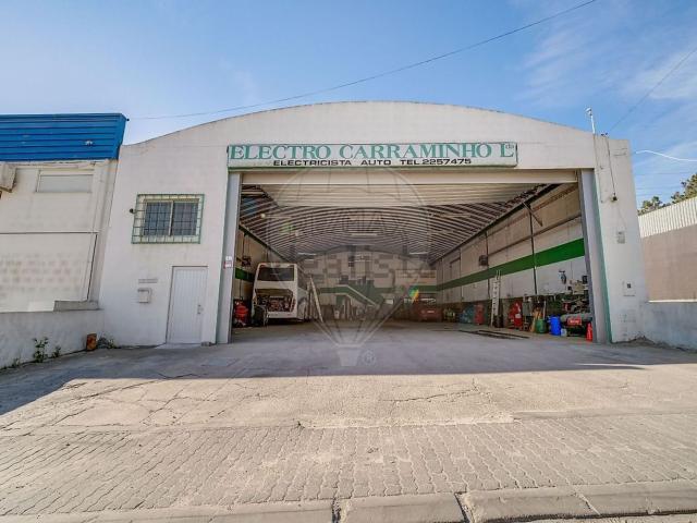 Armazém venda em Seixal, Setúbal