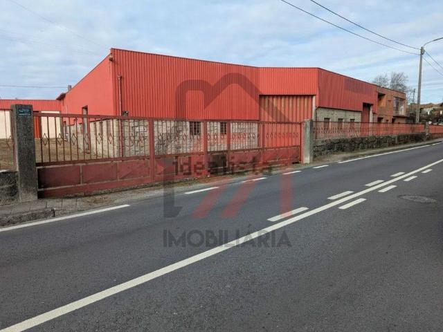 Armazém venda em Seroa, Porto