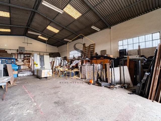 Armazém venda em Vila Nova De Gaia, Porto