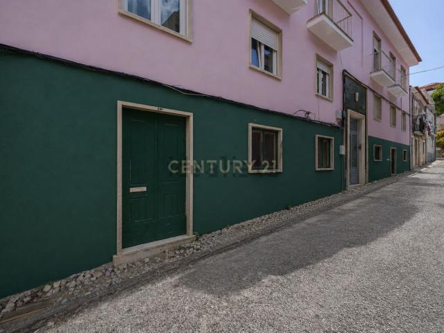 Armazém venda em Troino, Setúbal