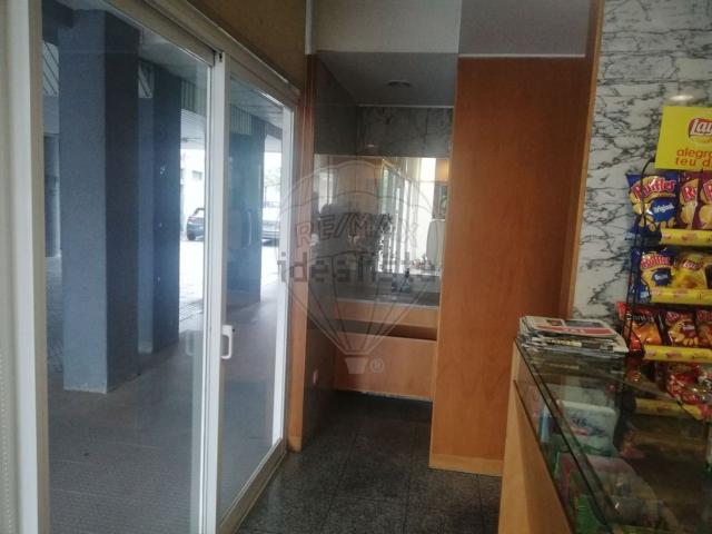 Loja venda em Lousada, Porto