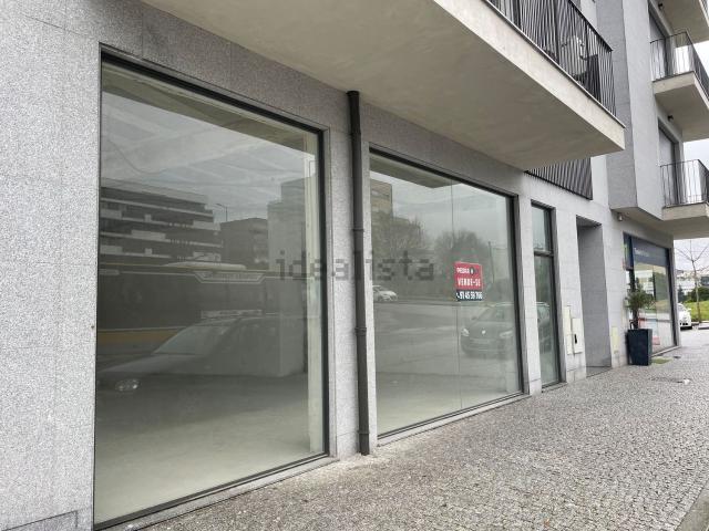 Loja venda em Lousada, Porto