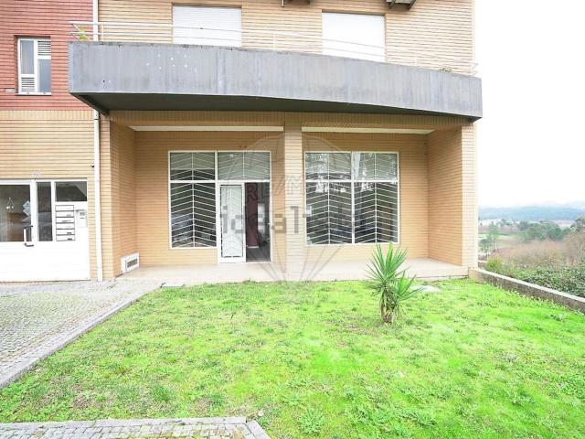 Loja venda em Lousada, Porto