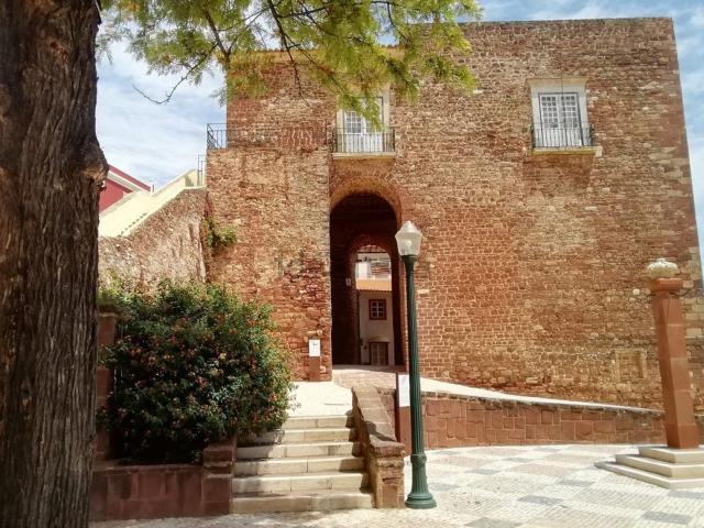 Loja venda em Cerro de São Miguel, Silves