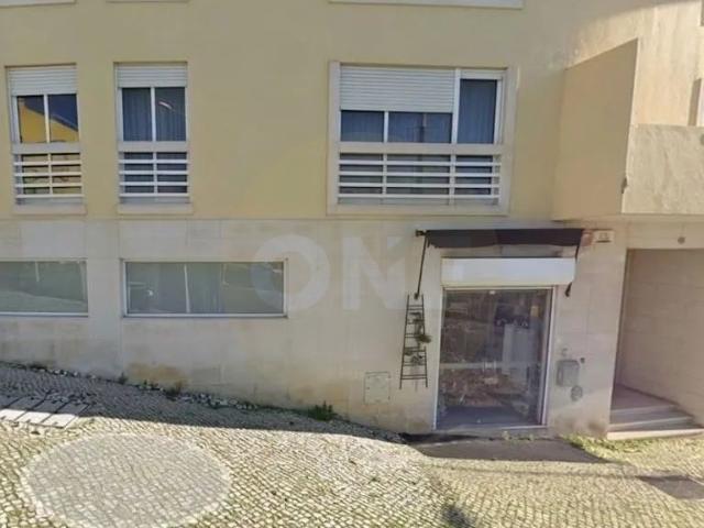 Loja venda em Portela da Azóia, Loures