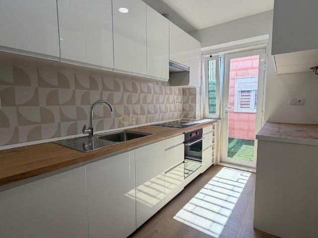Apartamento venda em Alto da Cova da Moura, Amadora