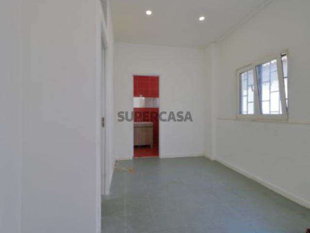 Armazém venda em Seixal, Amora
