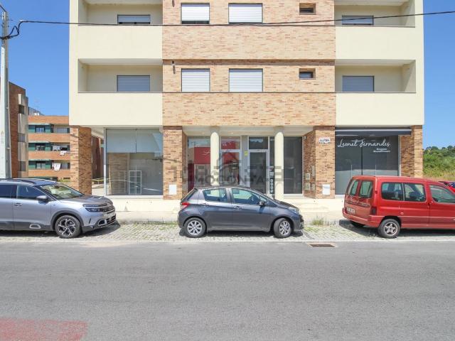 Ponto Comercial alugar em Valongo