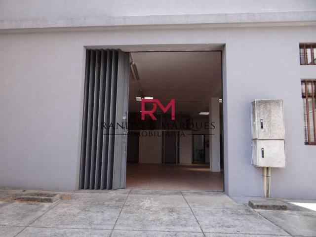 Armazém alugar em Valongo, Porto