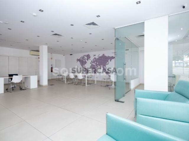 Armazém venda em Albufeira e Olhos de Água, Albufeira