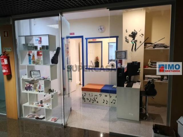 Armazém venda em Castelo Branco, Canhoso