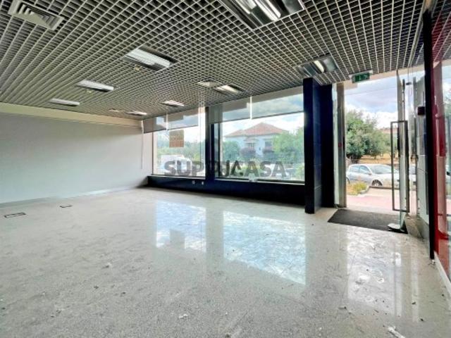 Armazém venda em Carregal Do Sal, Viseu