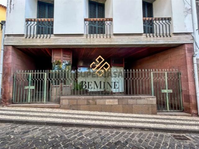 Armazém venda em Funchal, Ilhéus