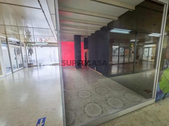 Armazém venda em Aveiro