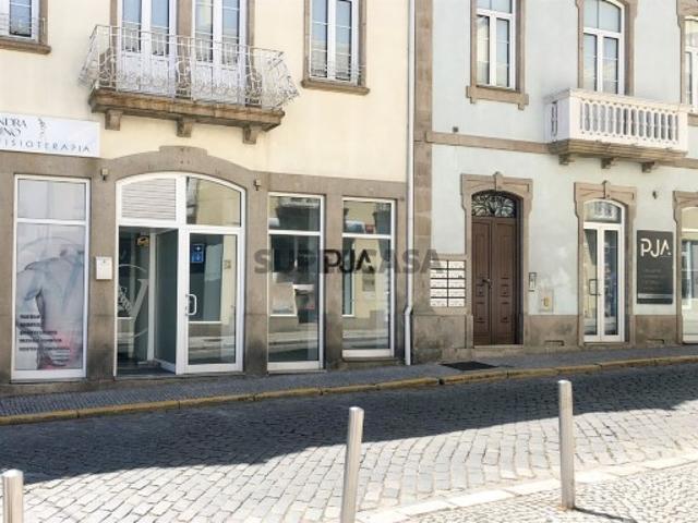Armazém venda em Mourilhe, Viseu