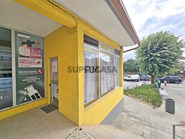 Armazém venda em Mourilhe, Viseu