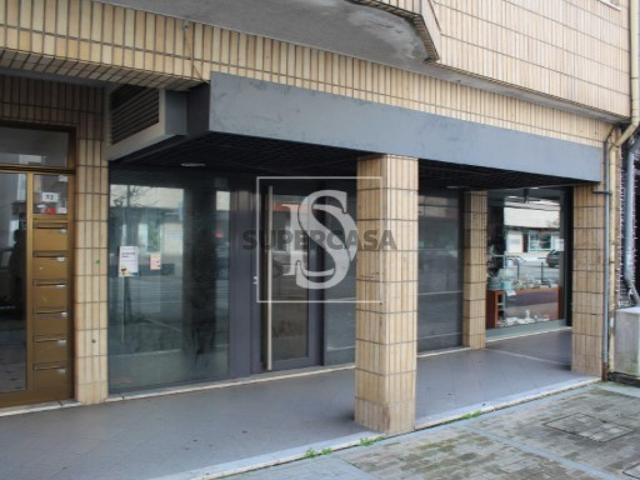 Armazém venda em Figueiró, Porto