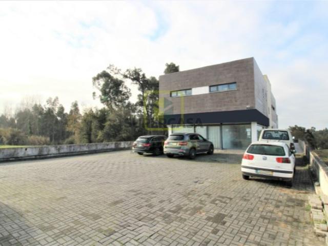 Armazém venda em Mamodeiro, Aveiro