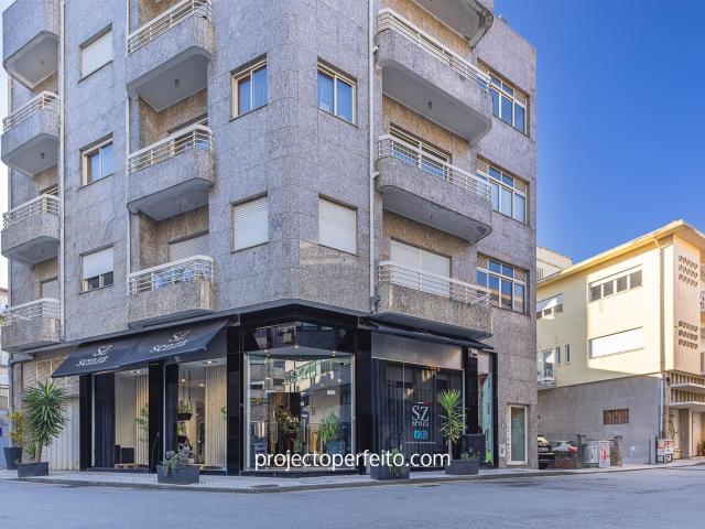Loja venda em São João da Madeira, Aveiro