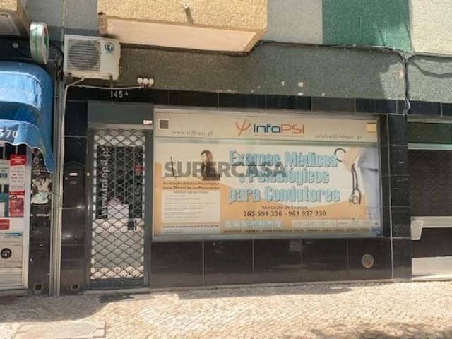 Armazém venda em Setúbal