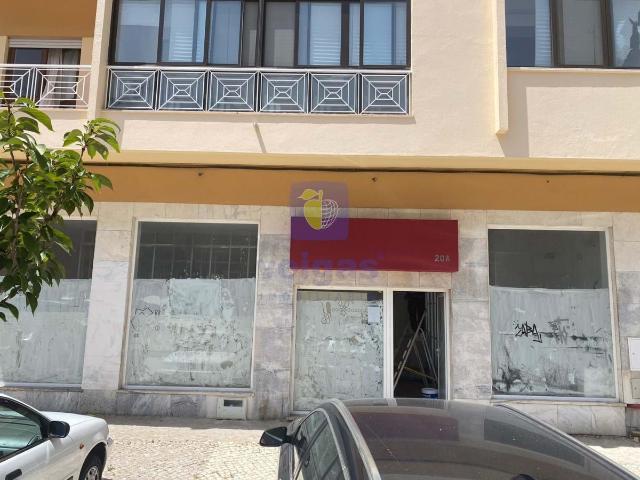 Loja venda em Verderena, Setúbal