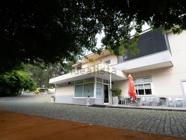 Loja venda em Vermoim, Gavião