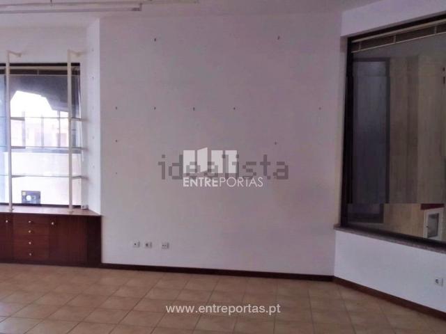 Ponto Comercial venda em Viana Do Castelo, Meadela