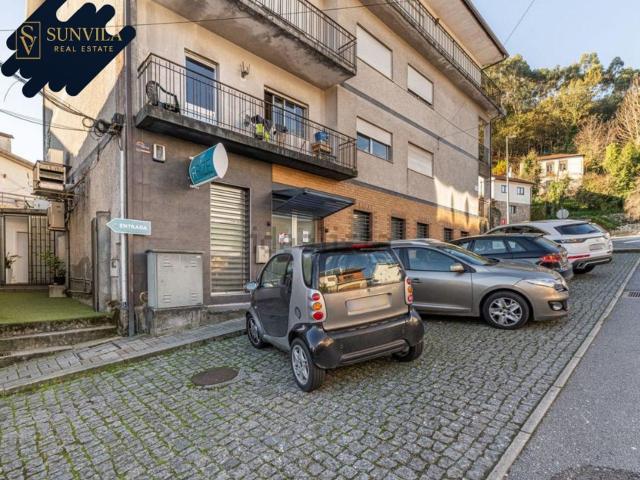 Loja venda em Parada Do Bouro, Braga