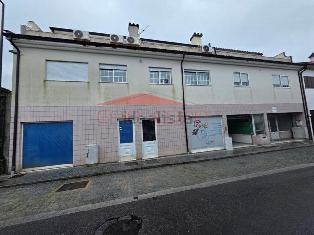Loja venda em Felgueiras, Porto