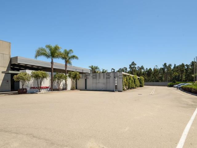 Armazém alugar em Caxinas, Vila Do Conde