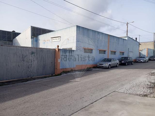 Armazém venda em Alcanena, Santarém