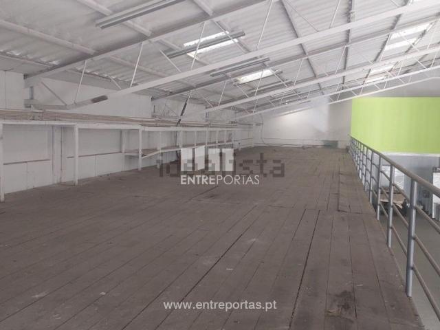 Ponto Comercial venda em Vila Nova De Anha