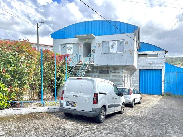 Armazém venda em Santo Tirso, Porto