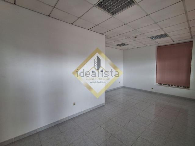 Loja venda em Vilar de Andorinho, Vila Nova De Gaia