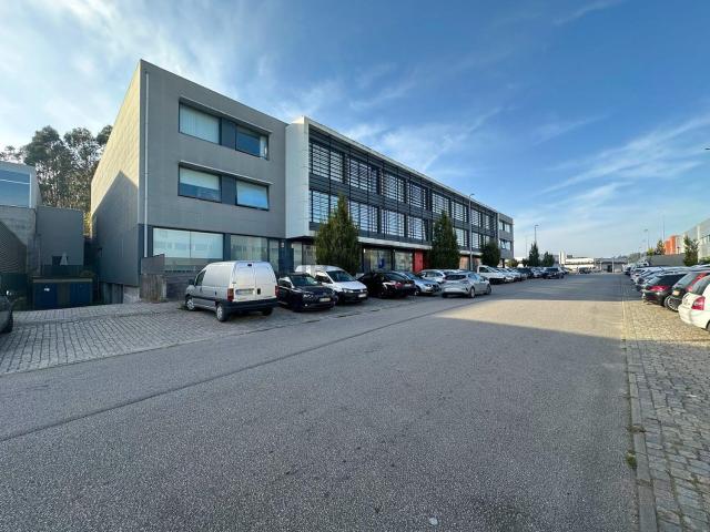 Armazém alugar em Gavião, Braga