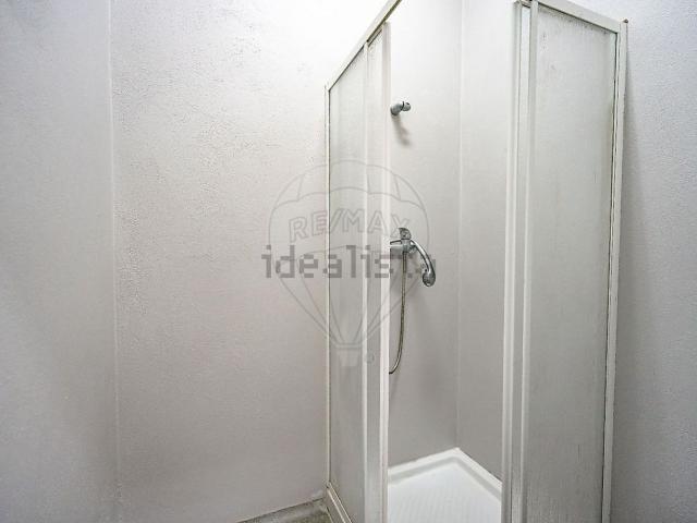 Armazém alugar em Anadia, Aveiro