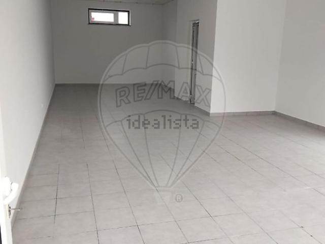 Loja alugar em Vilarinho do Bairro, Anadia