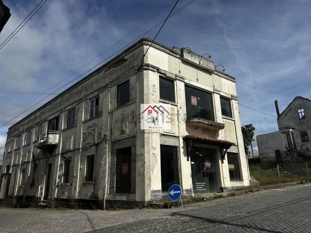 Loja venda em Couto Do Mosteiro, Viseu
