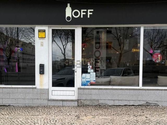 Loja venda em Bairro da Quinta de São José, Viseu