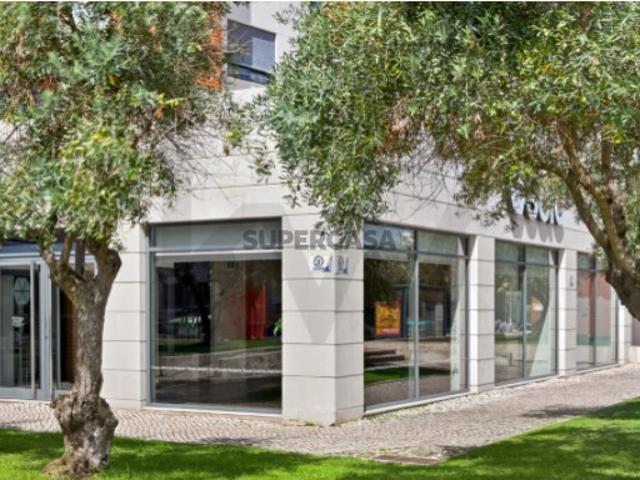 Armazém venda em Lisboa