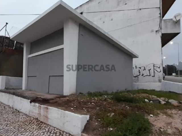 Armazém venda em Bairro Espírito Santo, Odivelas