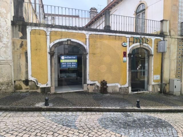 Ponto Comercial alugar em Abrantes, Casais de Revelhos