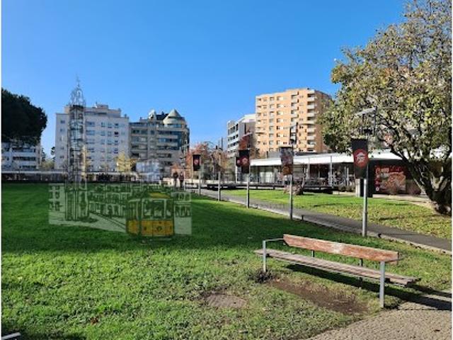 Ponto Comercial alugar em Maia, Pícua