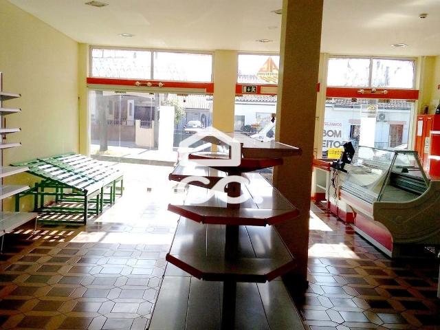 Ponto Comercial venda em Valongo, Cabeda