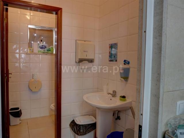 Loja alugar em Bufarda, Peniche