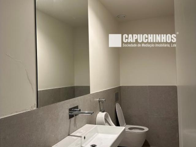 Loja alugar em São Sebastião da Pedreira, Lisboa